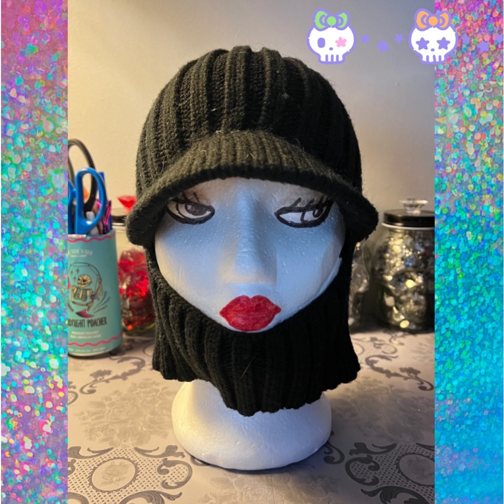 💀 Ski mask with brim